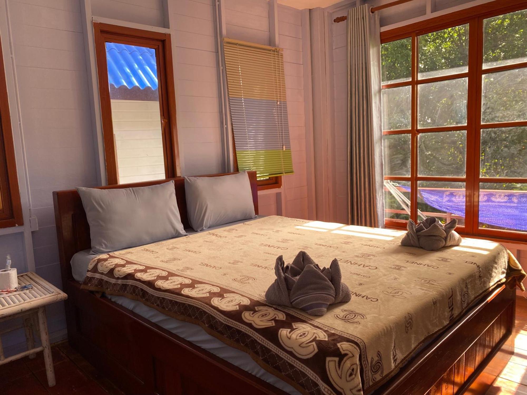 White Rose Guest house Kaoh Touch