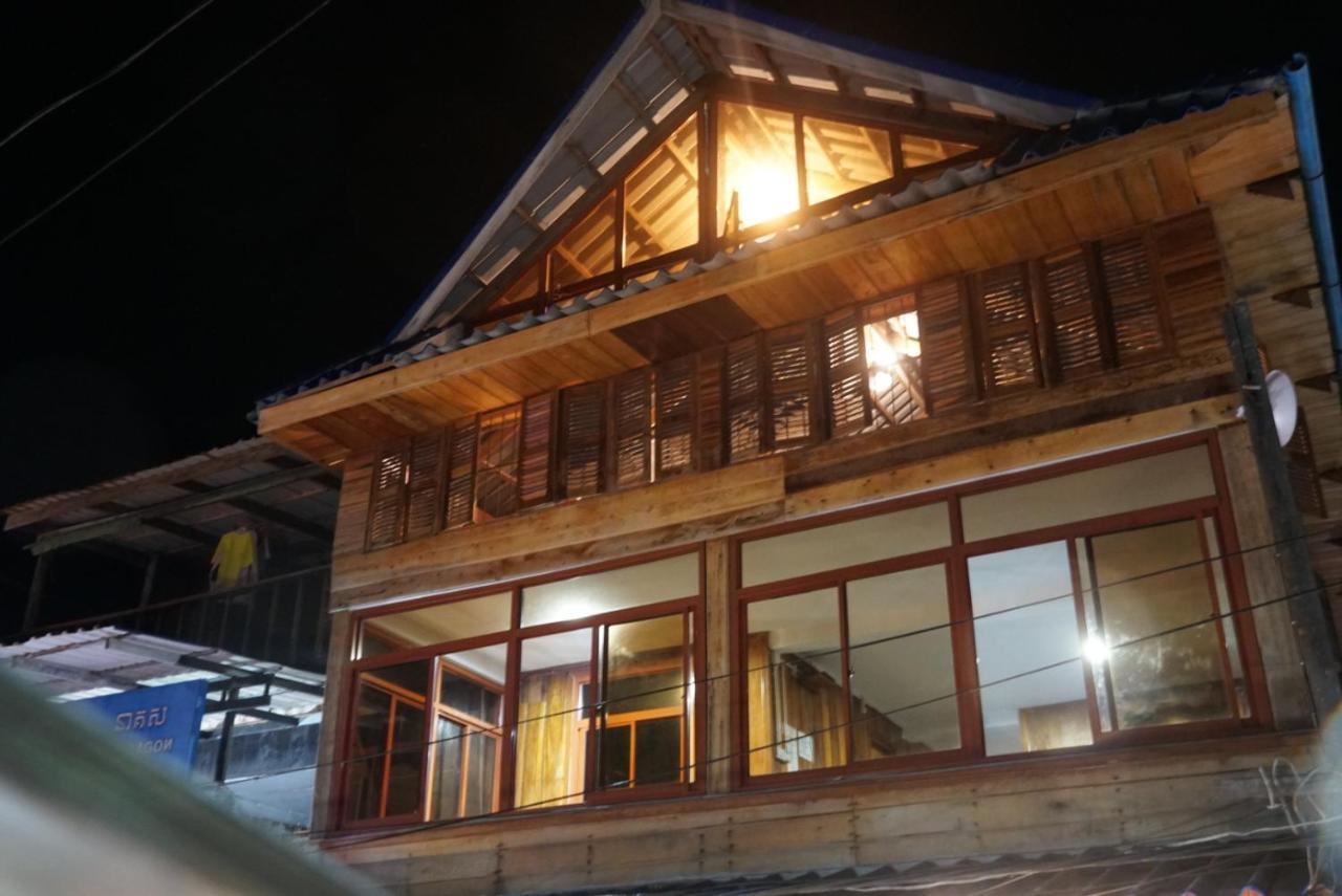 Guest house White Rose